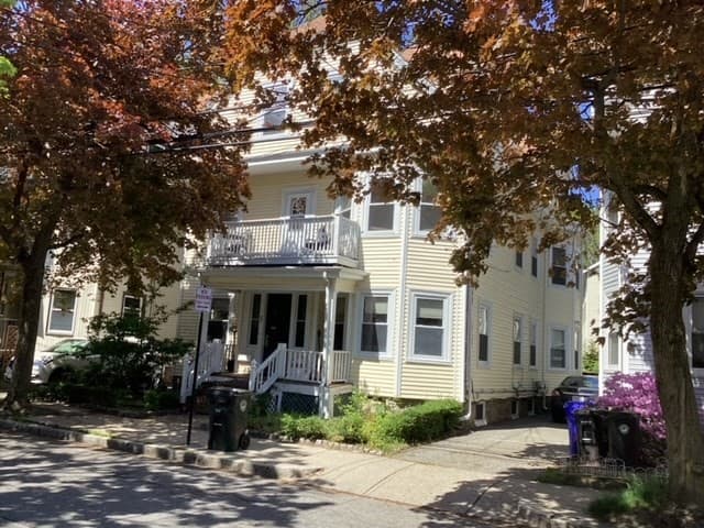 37 Brook St #3