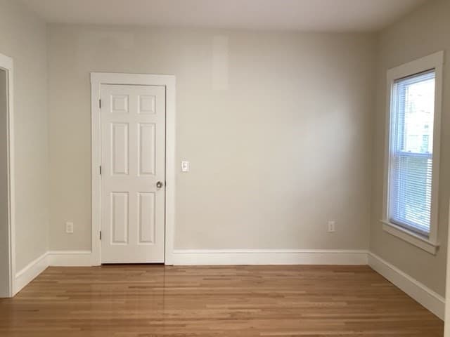 37 Brook St #2 photo 3