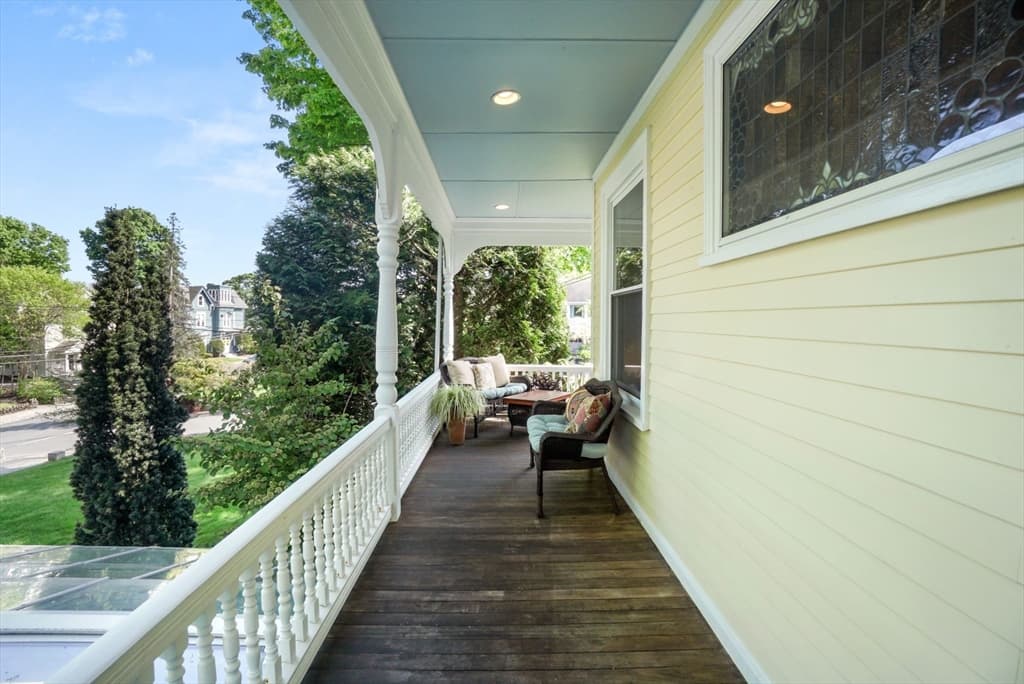 3 Cedar Ave photo 4