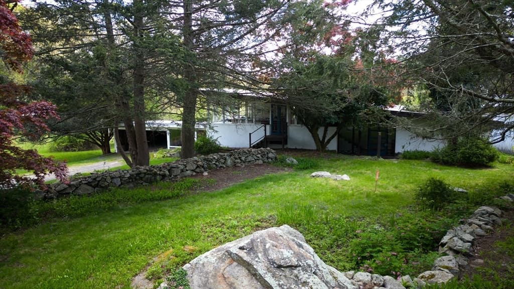 13 Mill Street photo 2