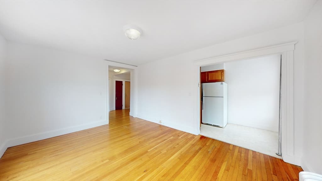 120 Summer St. #9 photo 3