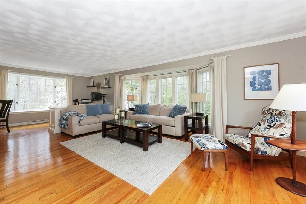9 Onondaga Lane photo 5