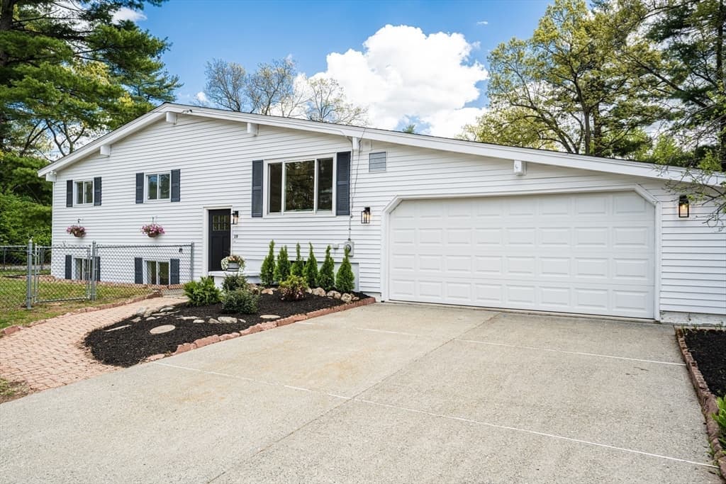 19 York Avenue