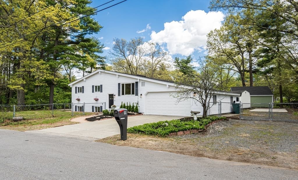 19 York Avenue photo 5