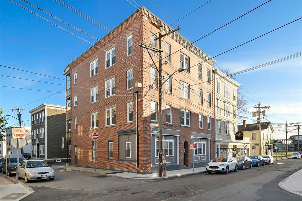 149 Derby St #A