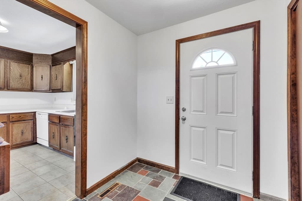 34 Beekman Dr #34 photo 3