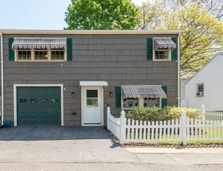 111 E Park Ave