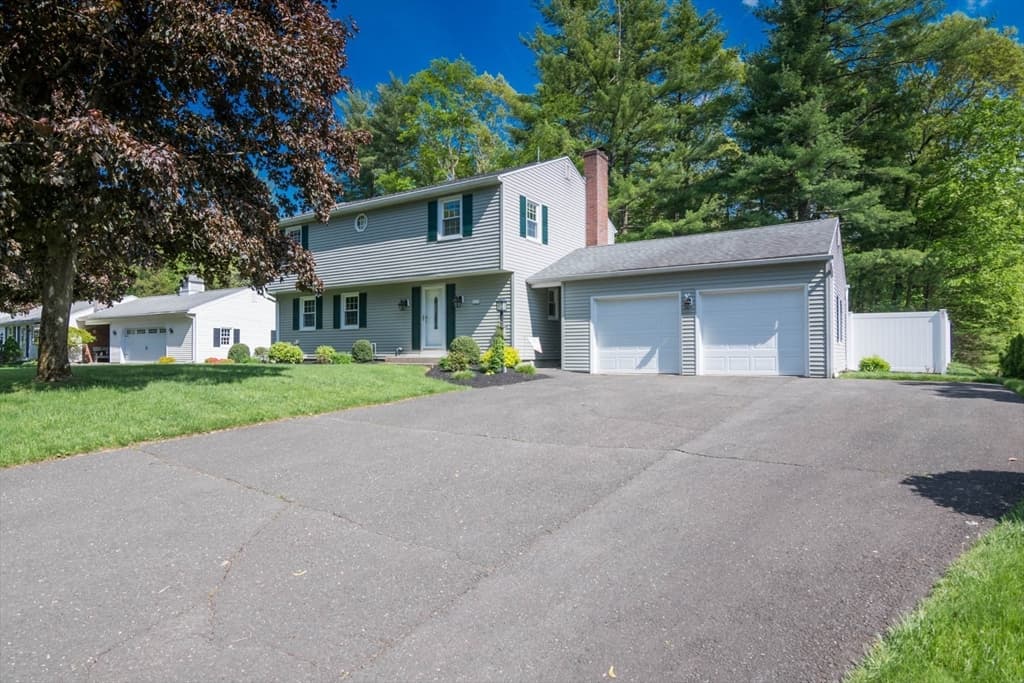 69 Parkedge Drive photo 3