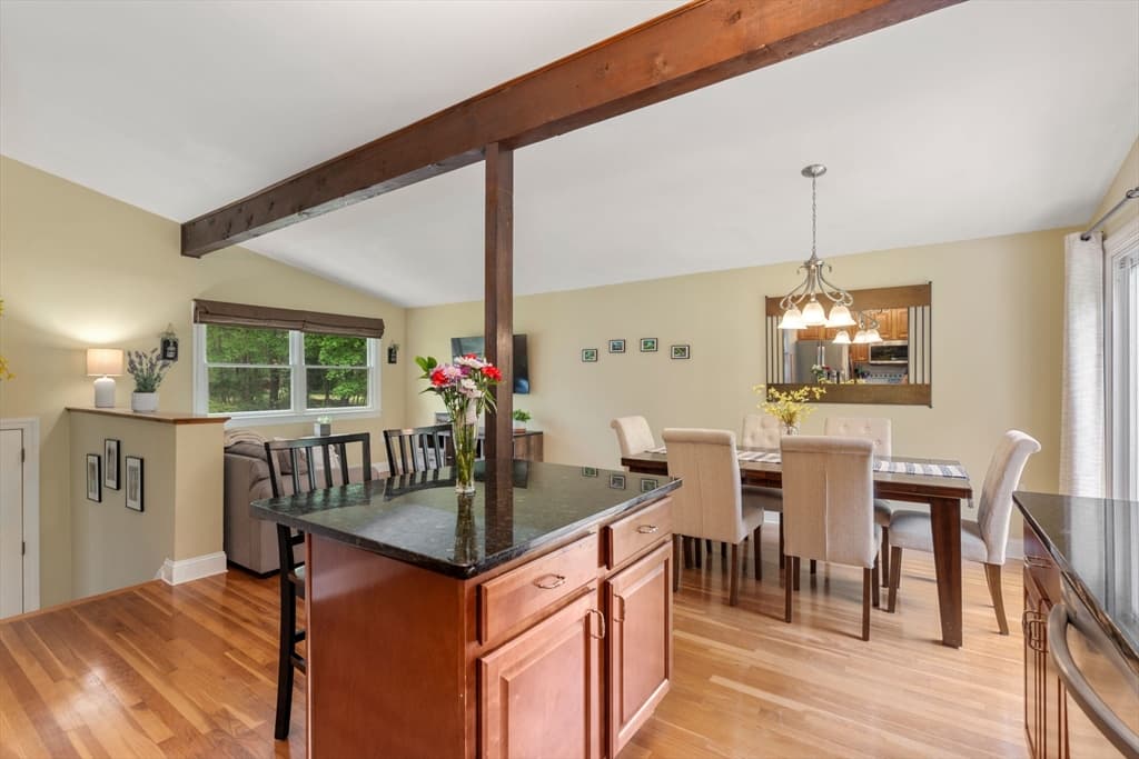 25 Fox Ln photo 2