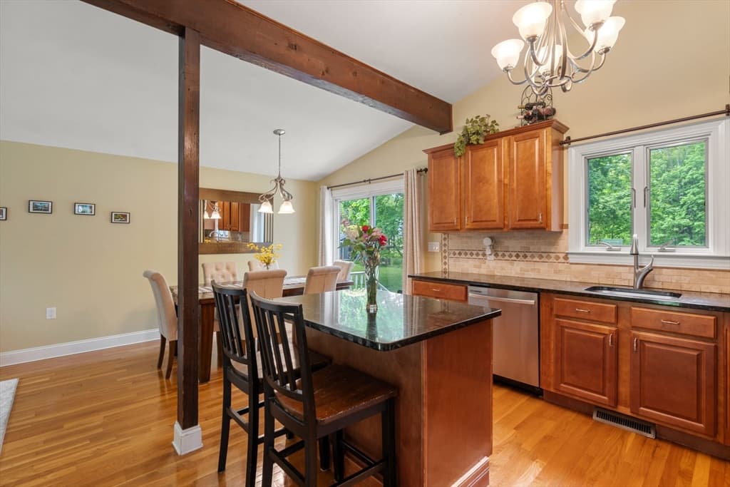 25 Fox Ln photo 4