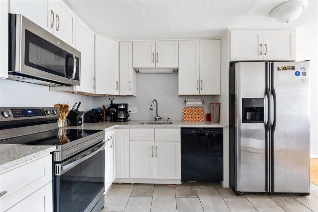 2089 Dorchester Ave #8 photo 2