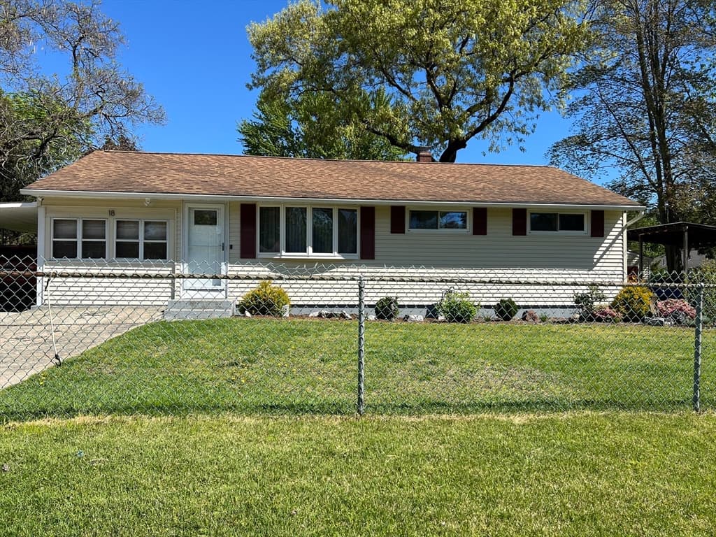18 Shirley Rd