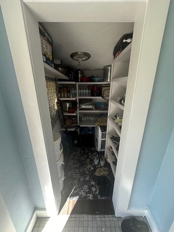 155R Seminole Ave photo 2