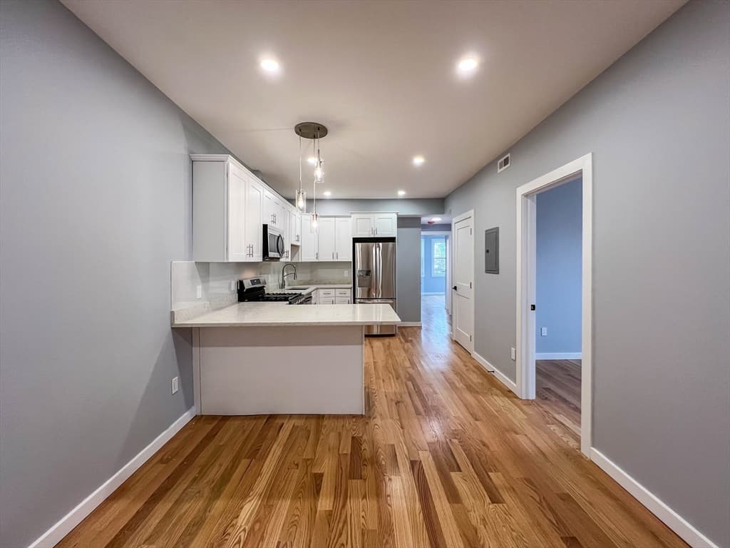 22 Shelby St #01 photo 5