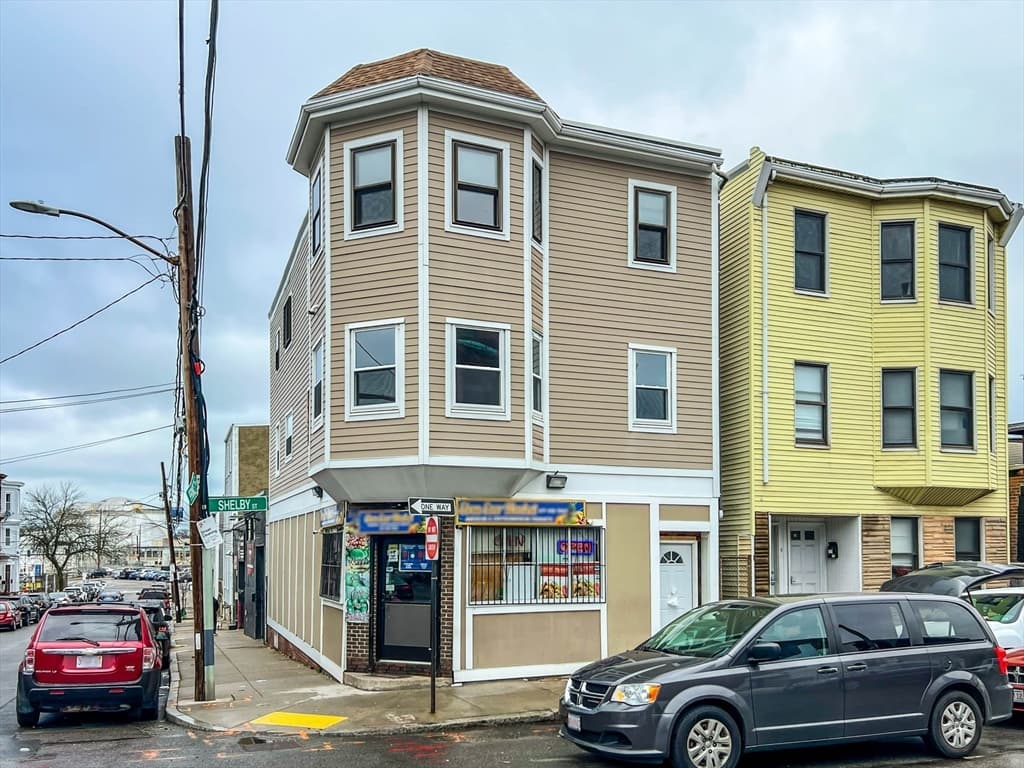 22 Shelby St #02