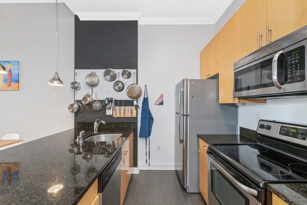72 Ashland St #302 photo 4