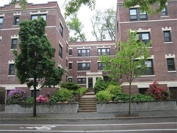 590 Washington St #3 photo 5