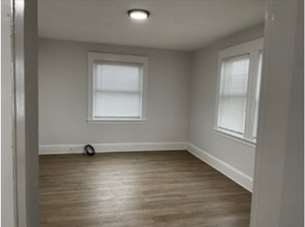 8 Greenwood Ave #A photo 2
