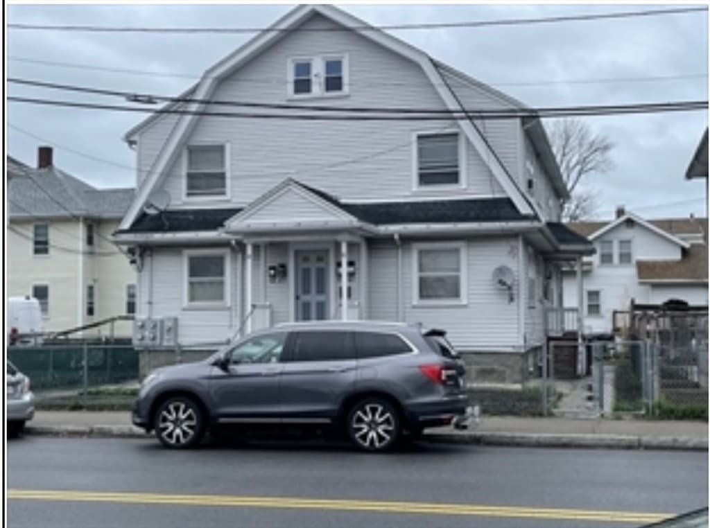 8 Greenwood Ave #A