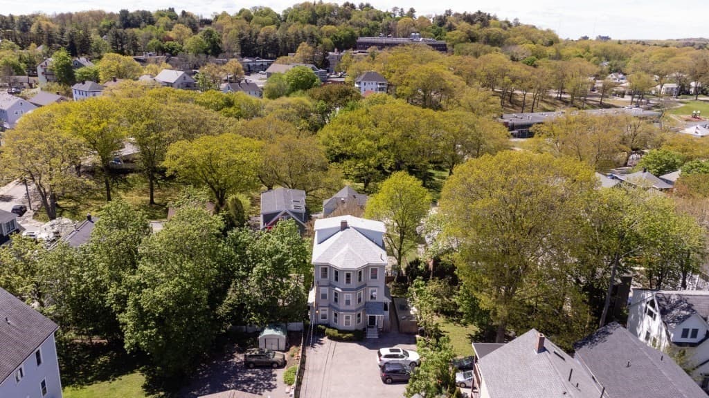 643 Chestnut Hill Ave #2