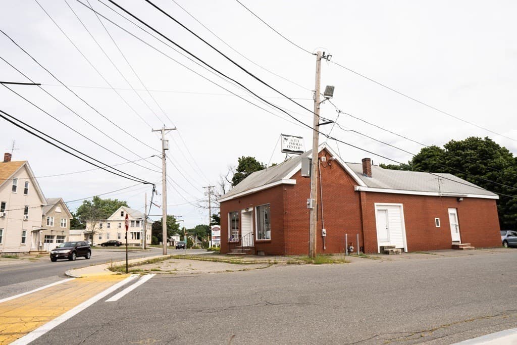 145 Pleasant Street