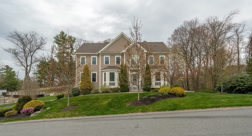 18 Upton Hills photo 3