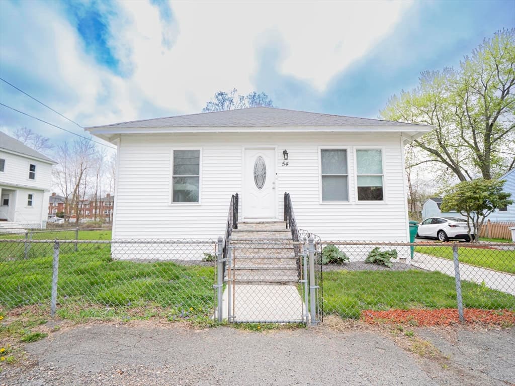 54 Hadley St