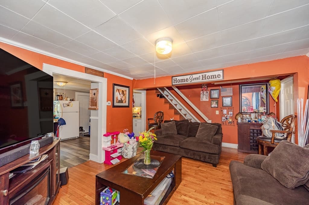 3-5 Courtney Ave. photo 5