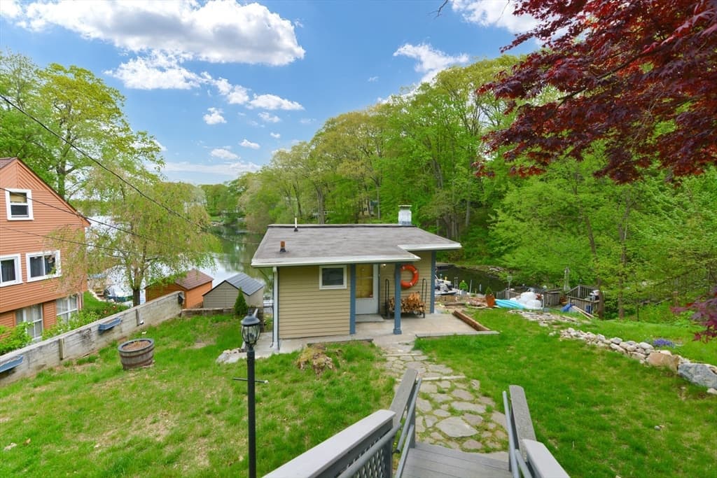 71 Walnut Rd. photo 2