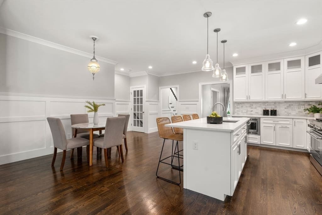 119 Charlesbank Rd #2 photo 3