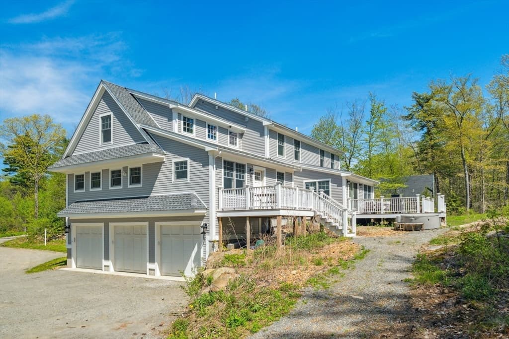 19 Turtleback Road