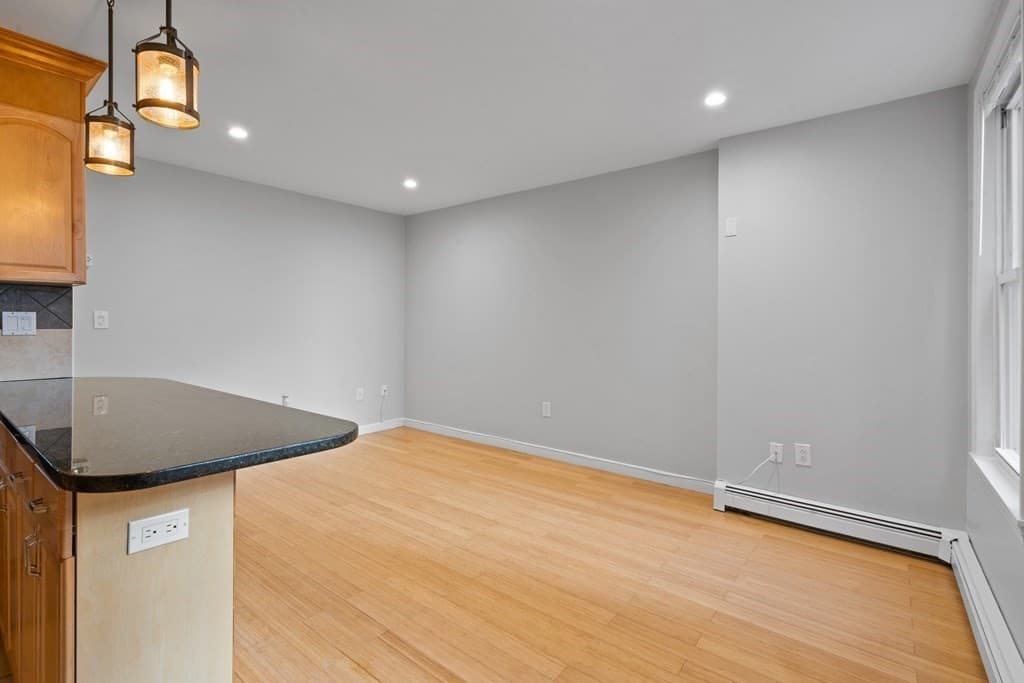 11 Bartlett Place #1 photo 5