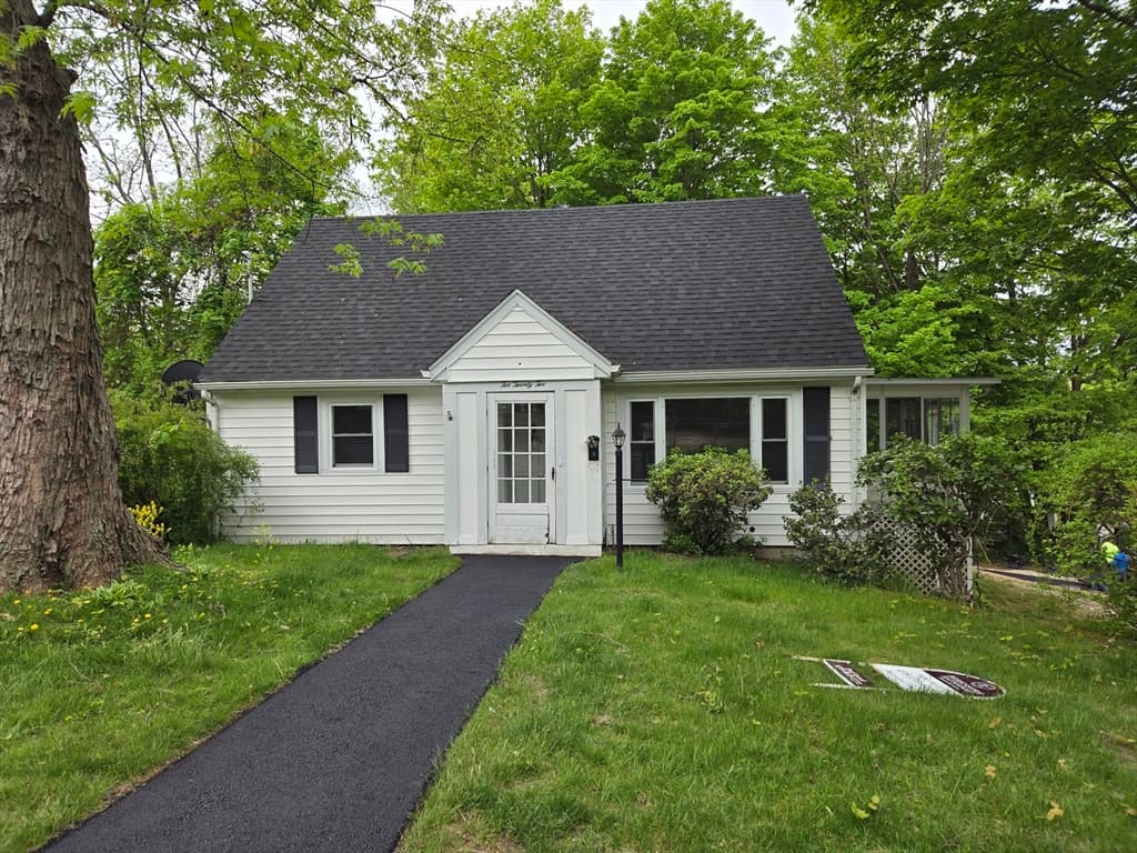 222 Cedar St #222