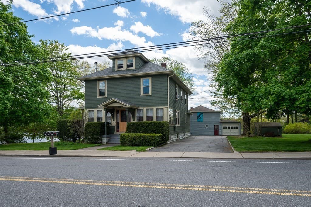 98 Linwood Street