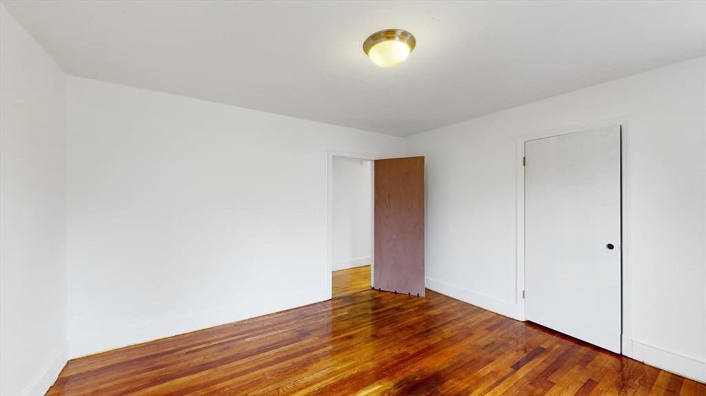 277 Foster #NA photo 5