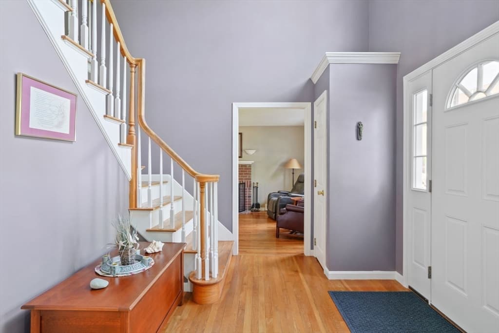 133 Neck St photo 4