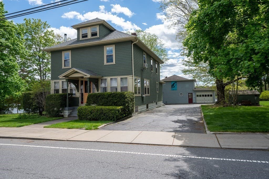 98 Linwood Street
