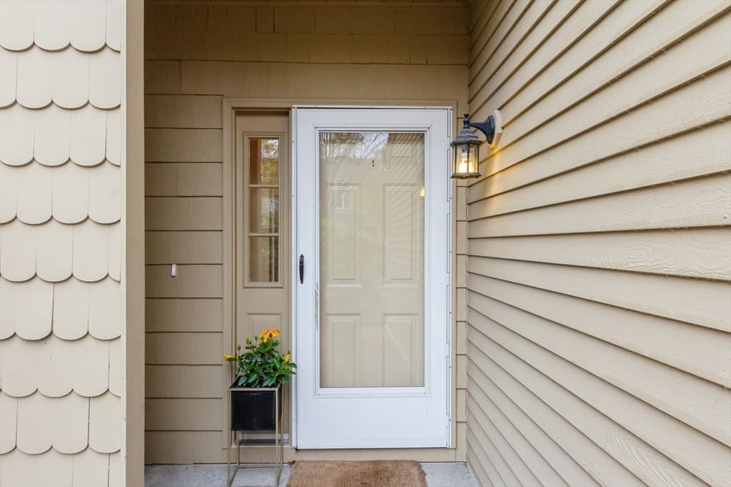 122 Broadmeadow Street #F photo 2