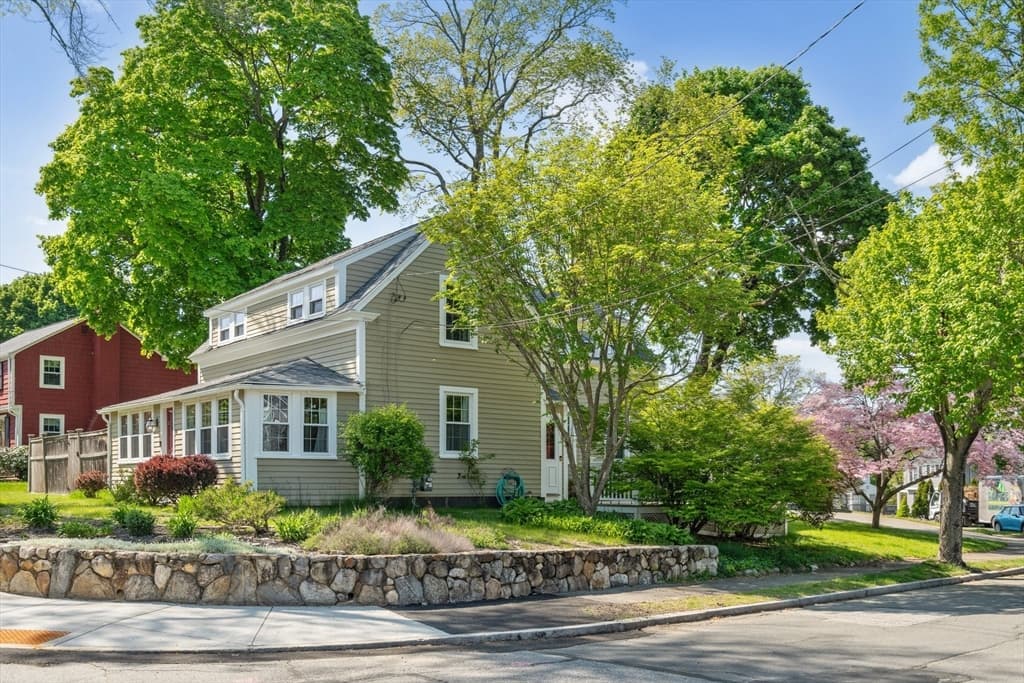 80 Elm photo 2