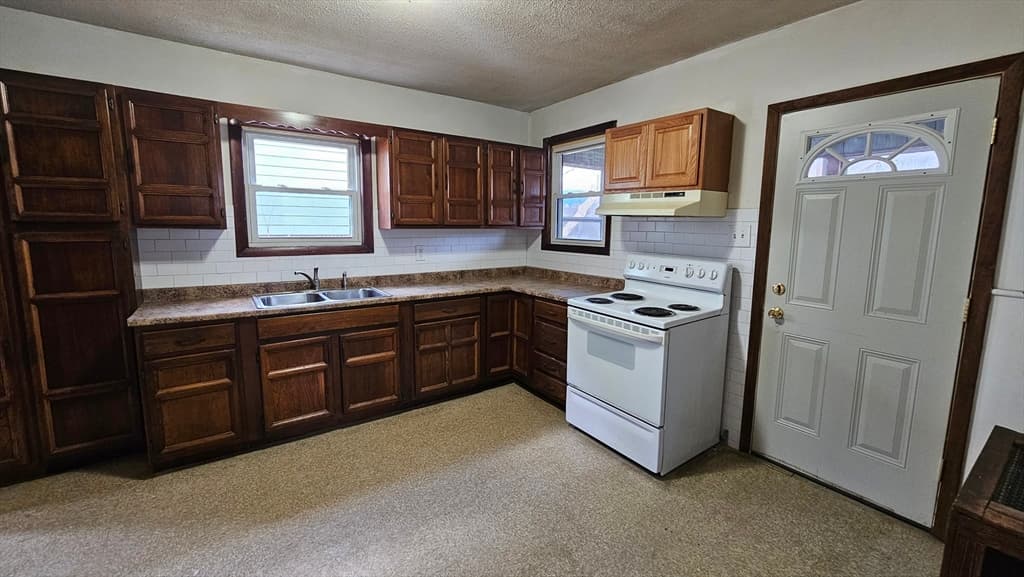 170 Corthell Street #170 photo 3