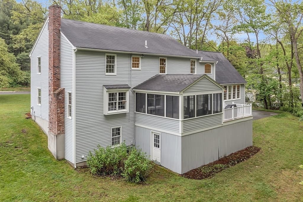 16 Tallard Road photo 2