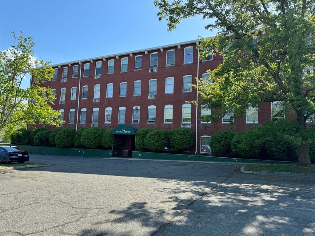 402 River Street #2C