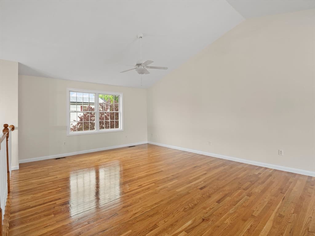 18 Camden Avenue photo 2