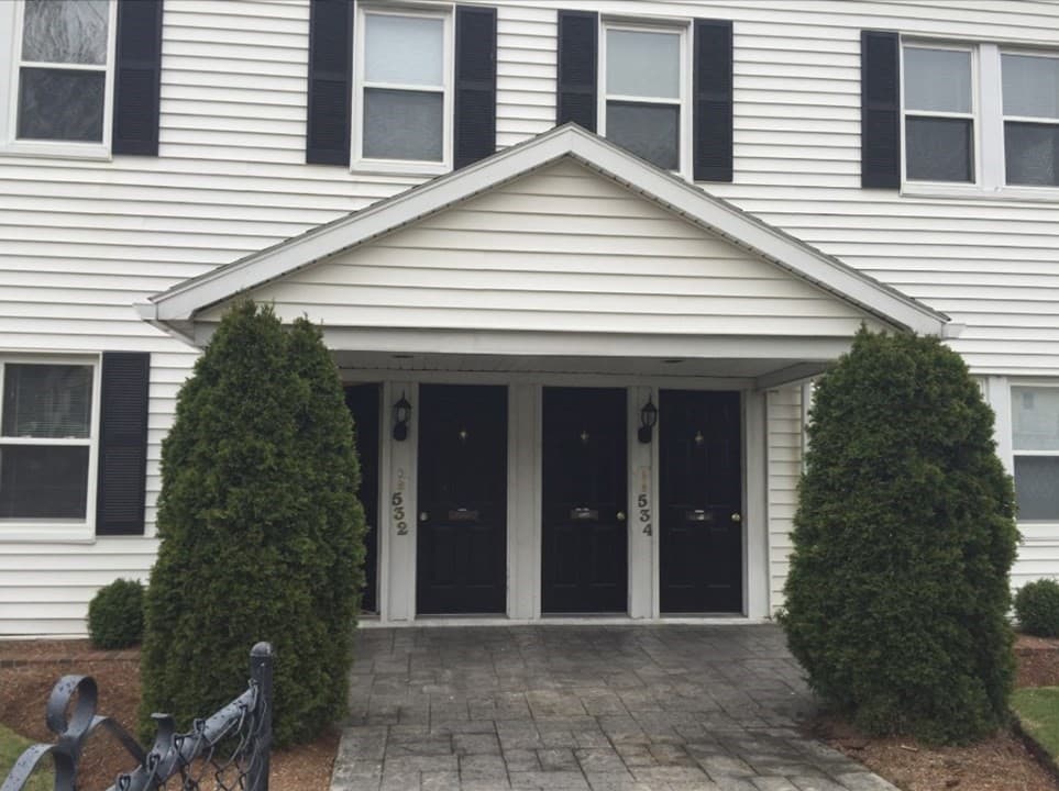 532 Plesant Street #1 photo 2