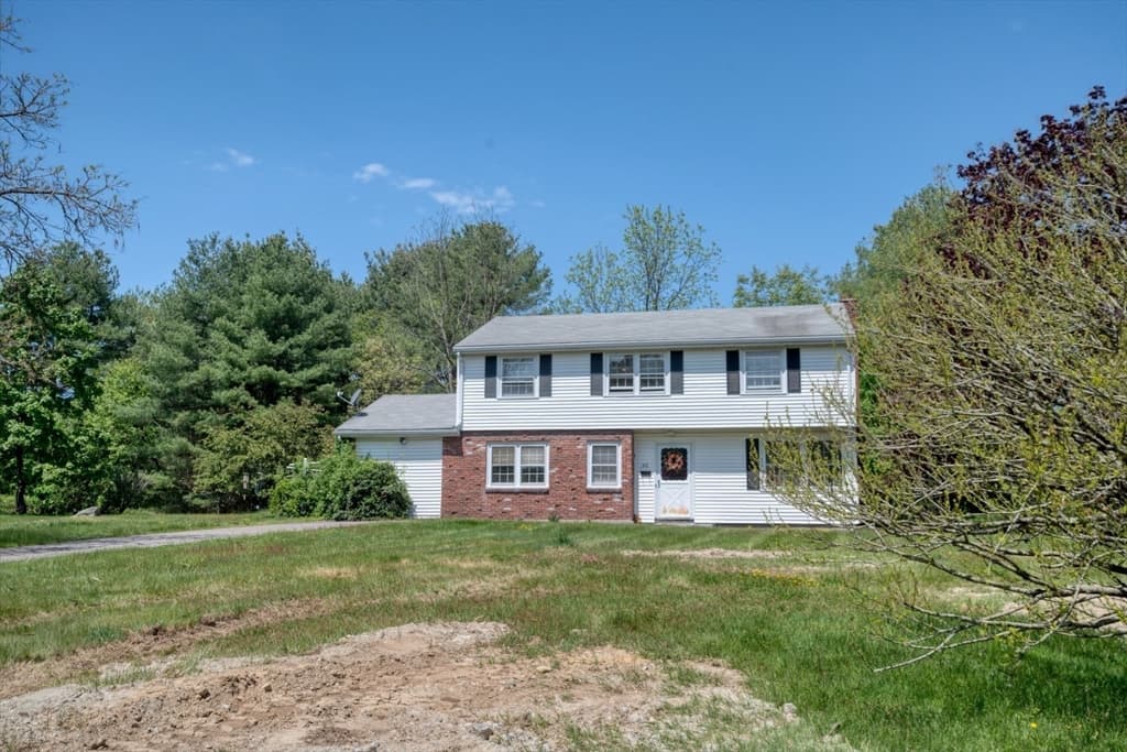 26 Cold Spring Rd photo 2