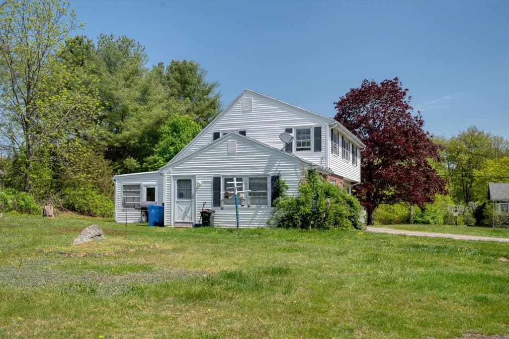 26 Cold Spring Rd photo 3