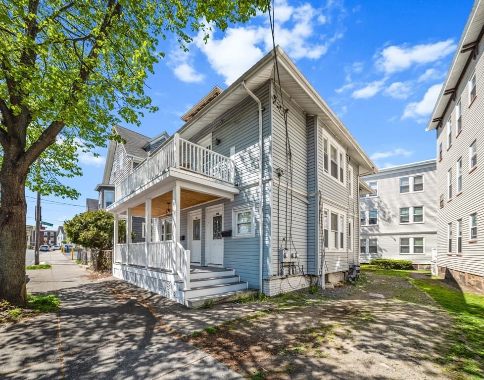 28 Chestnut St. #1
