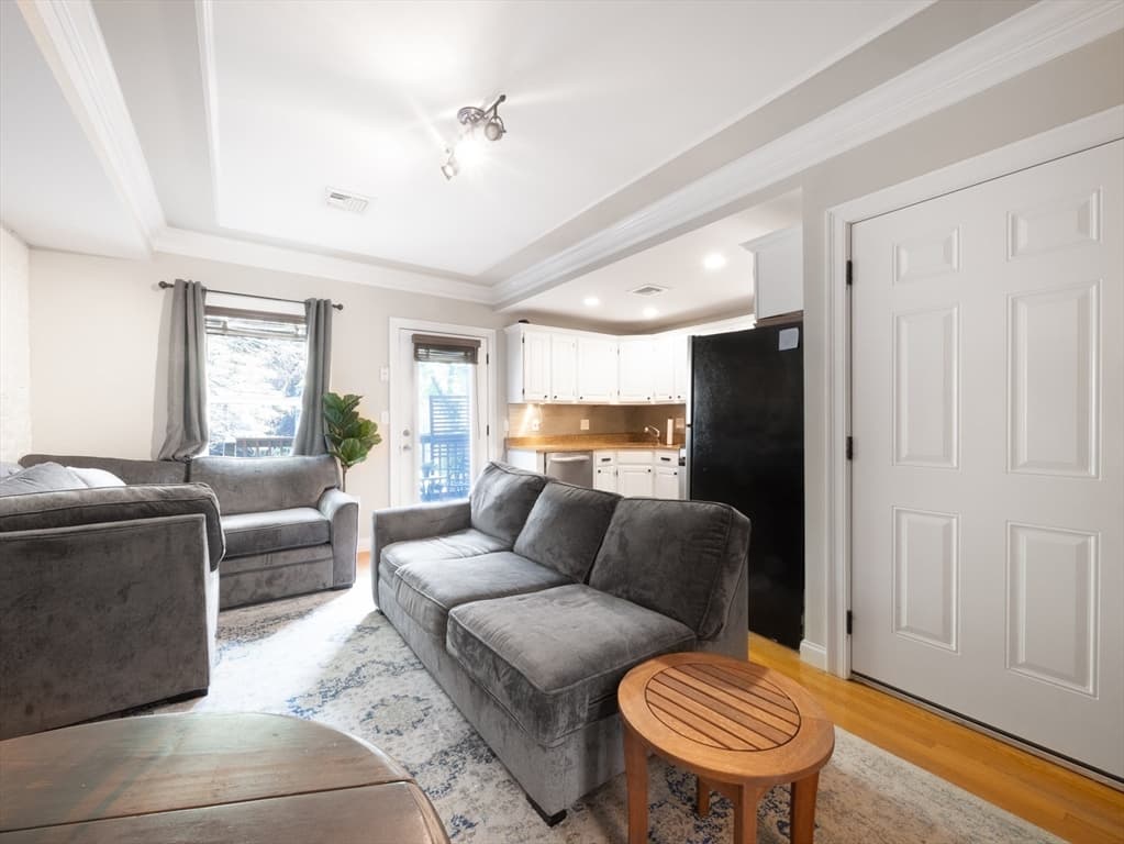 1 Beckler Ave #2 photo 2