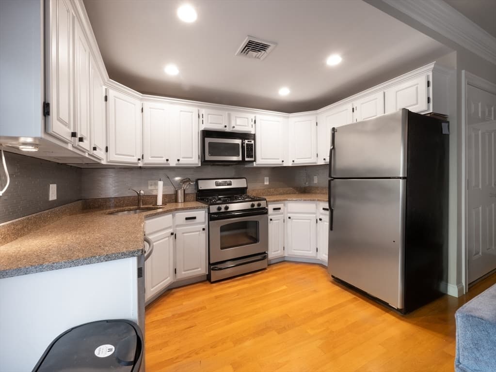1 Beckler Ave #2 photo 5