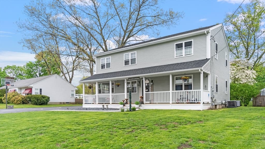 29 Edgemere Dr photo 3
